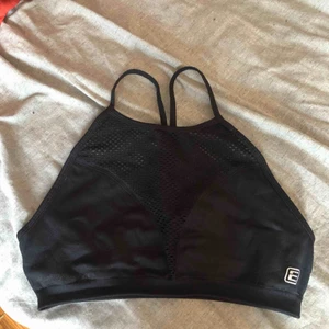  - Sport-bh är oanvänd men tvättad Frakt ingår ej