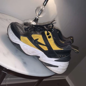 Nike  - Använda endast förra hösten🤍 säljer mellan 250-300kr🤍