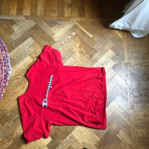 Champion T-shirt  - Champion T-shirt 
