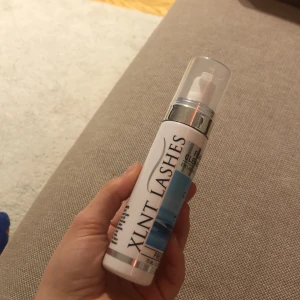Lash clean  - Köpte då jag trodde jag skulle göra fransar fast ångrade mig, aldrig använde helt oöppnad. 💕