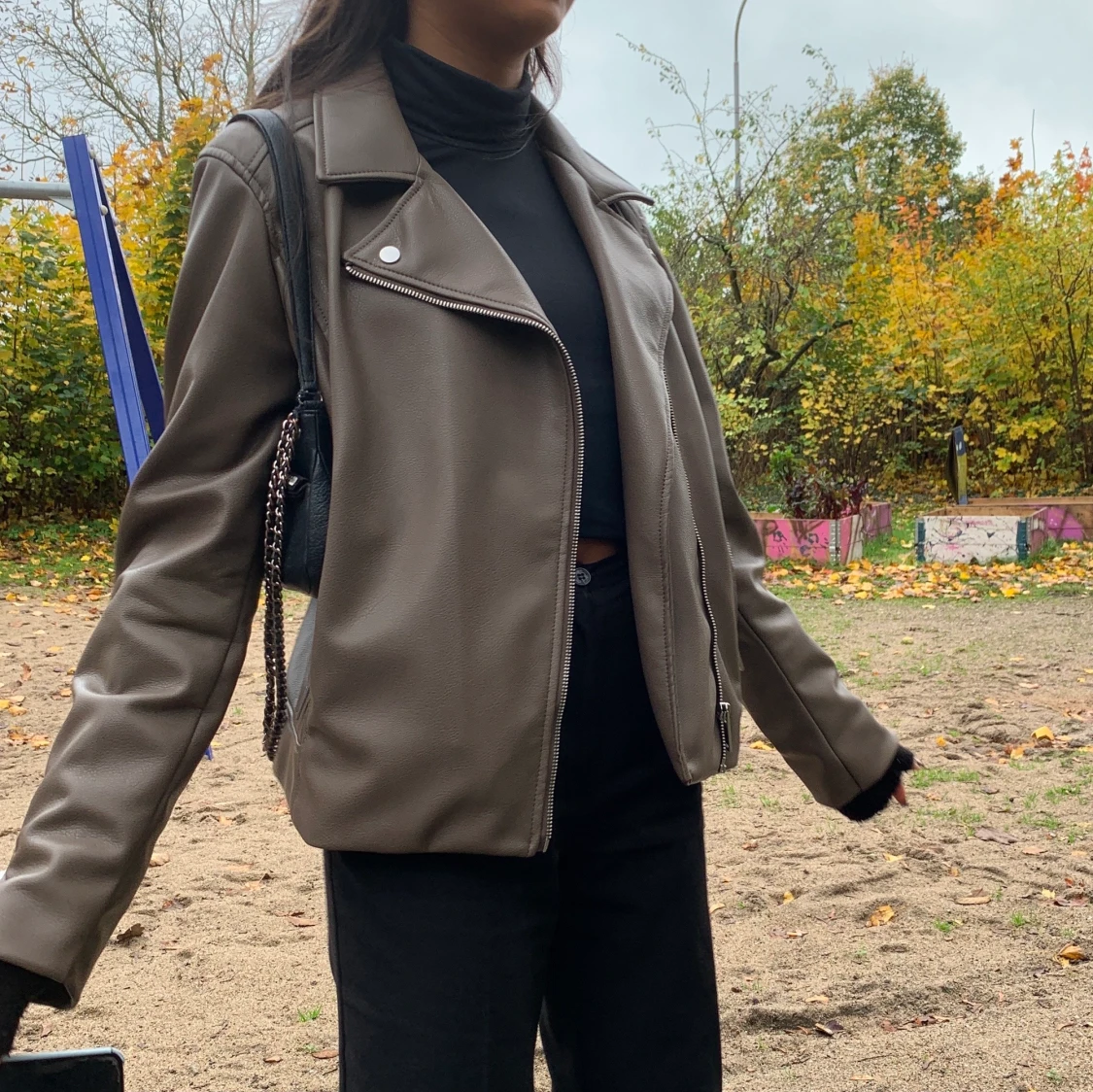 Brun skinnjacka - 90