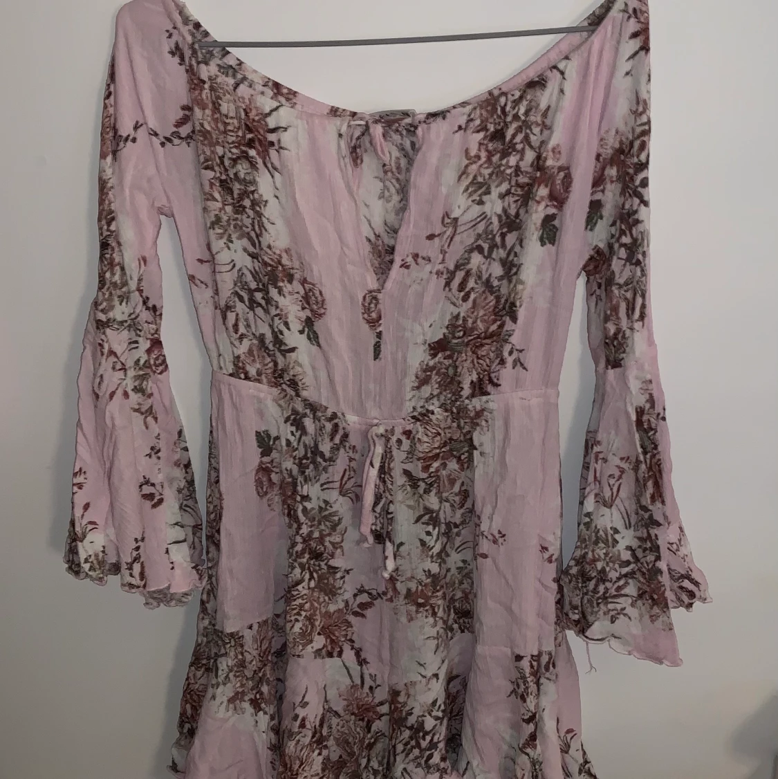 Blommig Byxdress  - 91