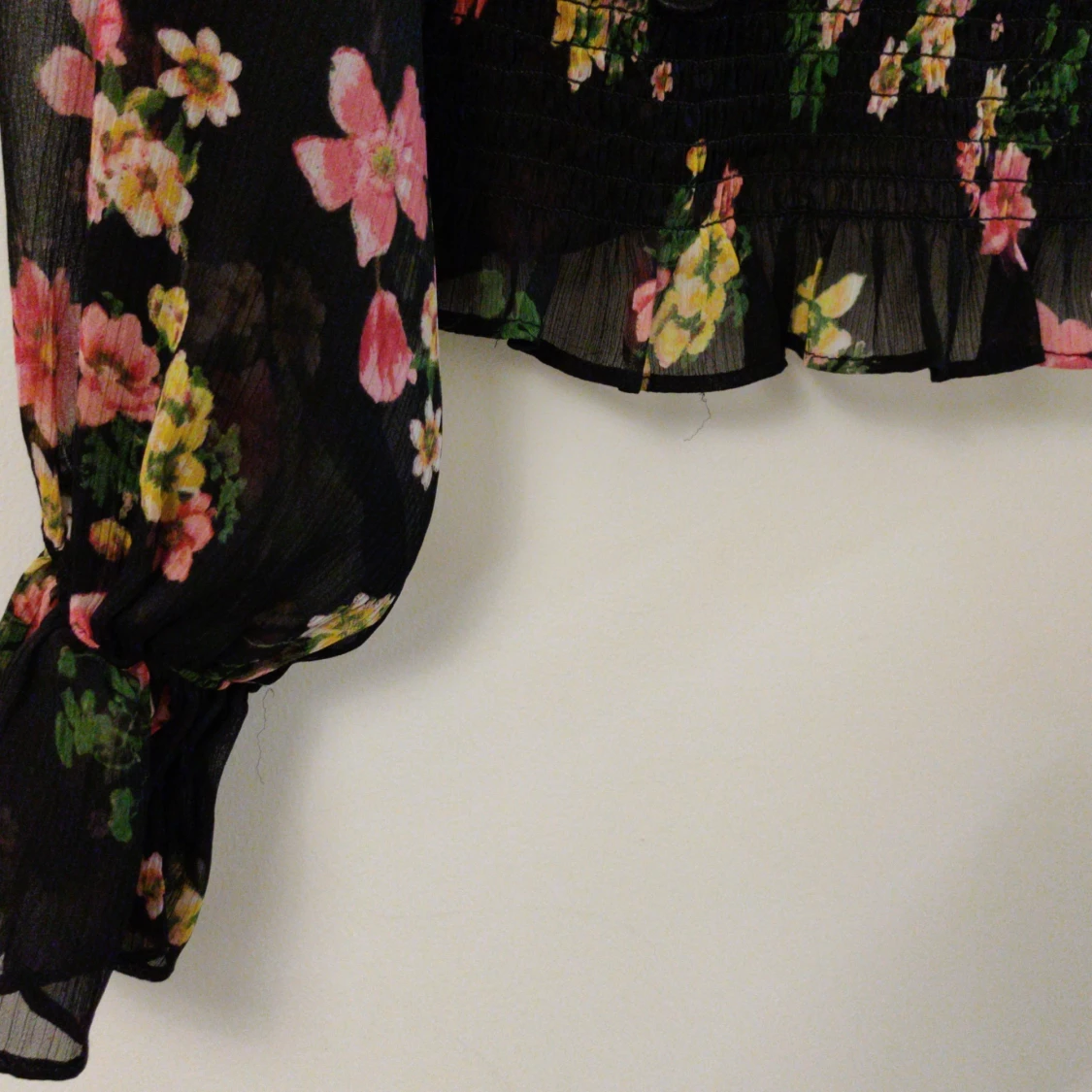 Genomskinlig blus - 91