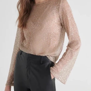Glitter topp - Glitter topp, använd 1 gång från Gina Tricot✨
