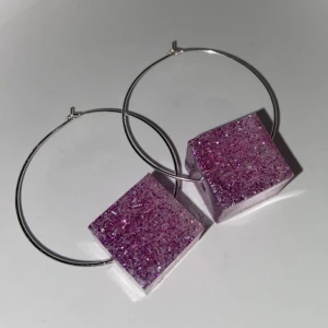 Örhängen - Jättefina örhängen!! Pris kan diskuteras:)))