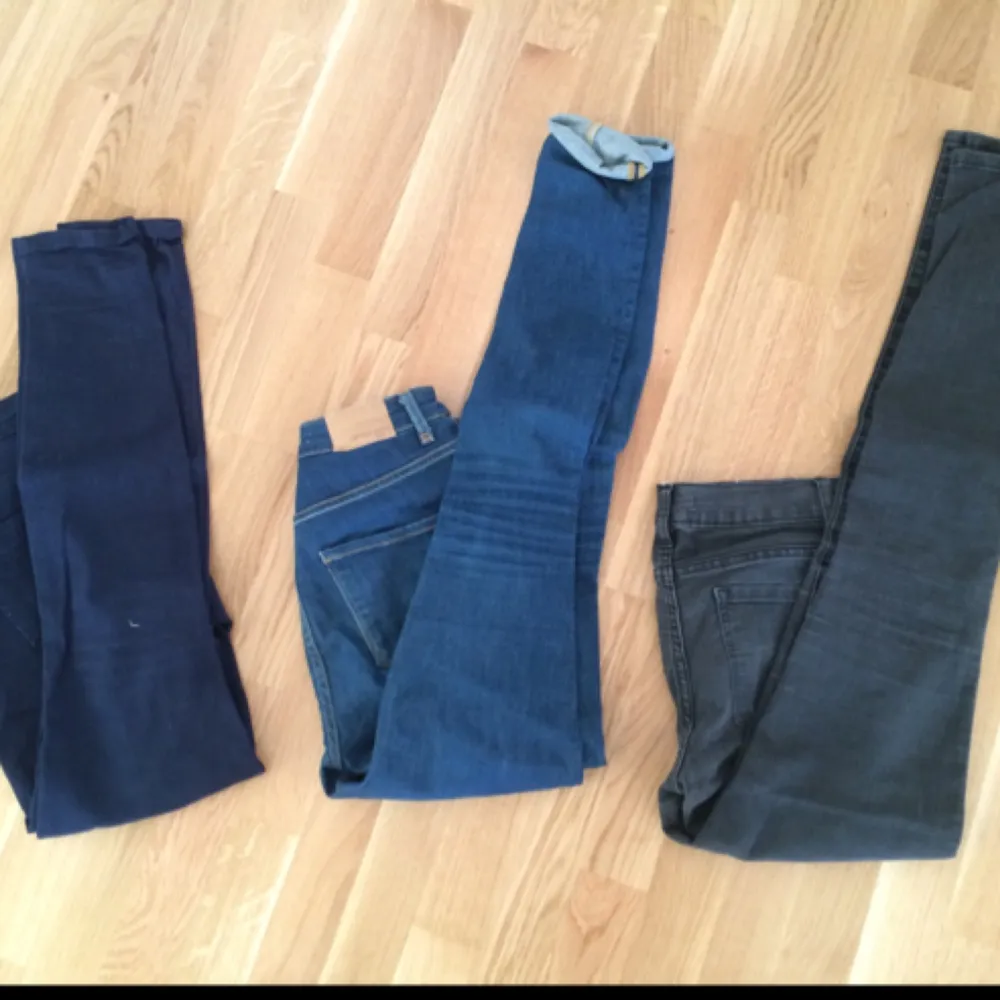 Jeans. Alla 3 för 100kr!. Jeans & Byxor.