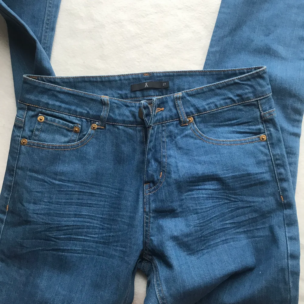 Från Åhléns. Köpare stör för frakt 🥰 Möts ej upp! . Jeans & Byxor.