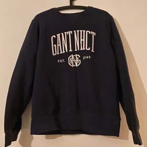 Gant sweatshirt stl L men mer som en M. Köparen står för frakten
