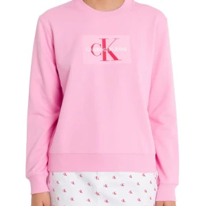 Calvin Klein sweatshirt  - Calvin Klein sweatshirt. Jättefint skick, använt en gång! Dåligt ljus på bilen och lite skrynklig. Sammets märke. Rosa.