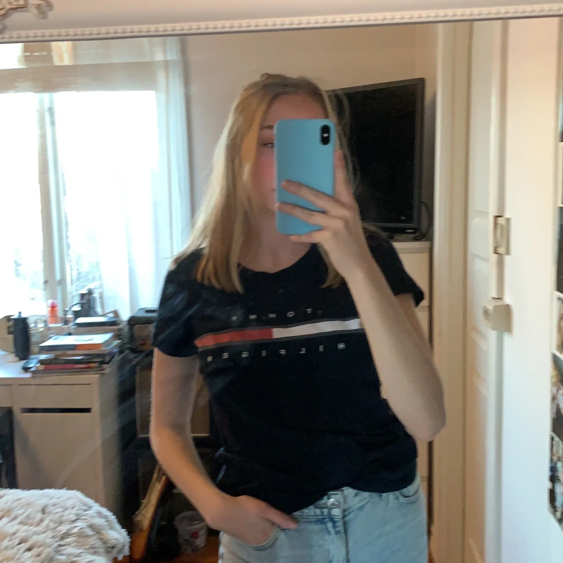 Marinblå t-shirt med tryck, storlek S - 90