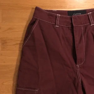  Cargobyxor  - Supersnygga cargobyxor i storlek M! 150kr! Köpare står för frakt 