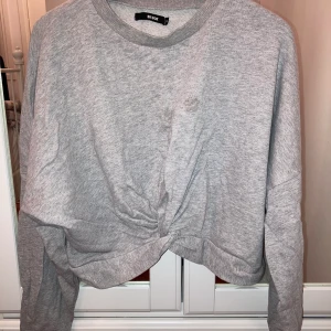 Tröja/topp - Använd ett fåtal gånger, bra i skick. Oversize.