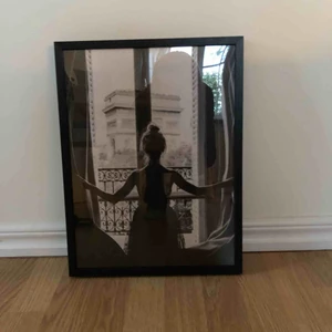  - Poster + ram från desenio 