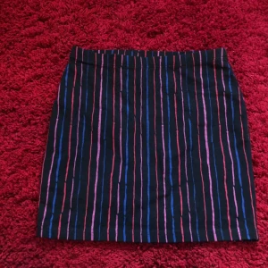  - Kjol som passar både för storlek S/M 💋 använd fåtal gånger, väldigt bra skick! Tar emot swish 😊