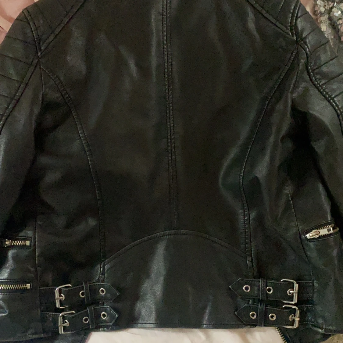 Skinnjacka storlek s - 91