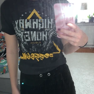 Tröja strl XS - Tröja från Ginatricot i strl XS. Fint skick.