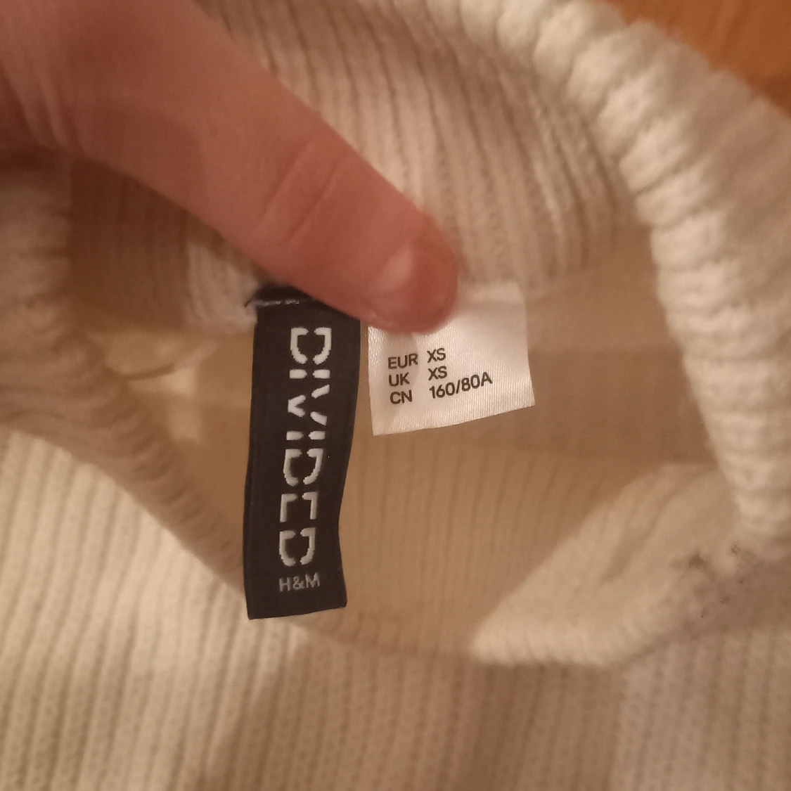 Stickad tröja  - 90