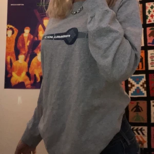 Tröja columbia - Långärmad från beyond retro 