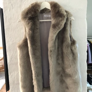 Pälsväst, Calvin klein - Oanvänd