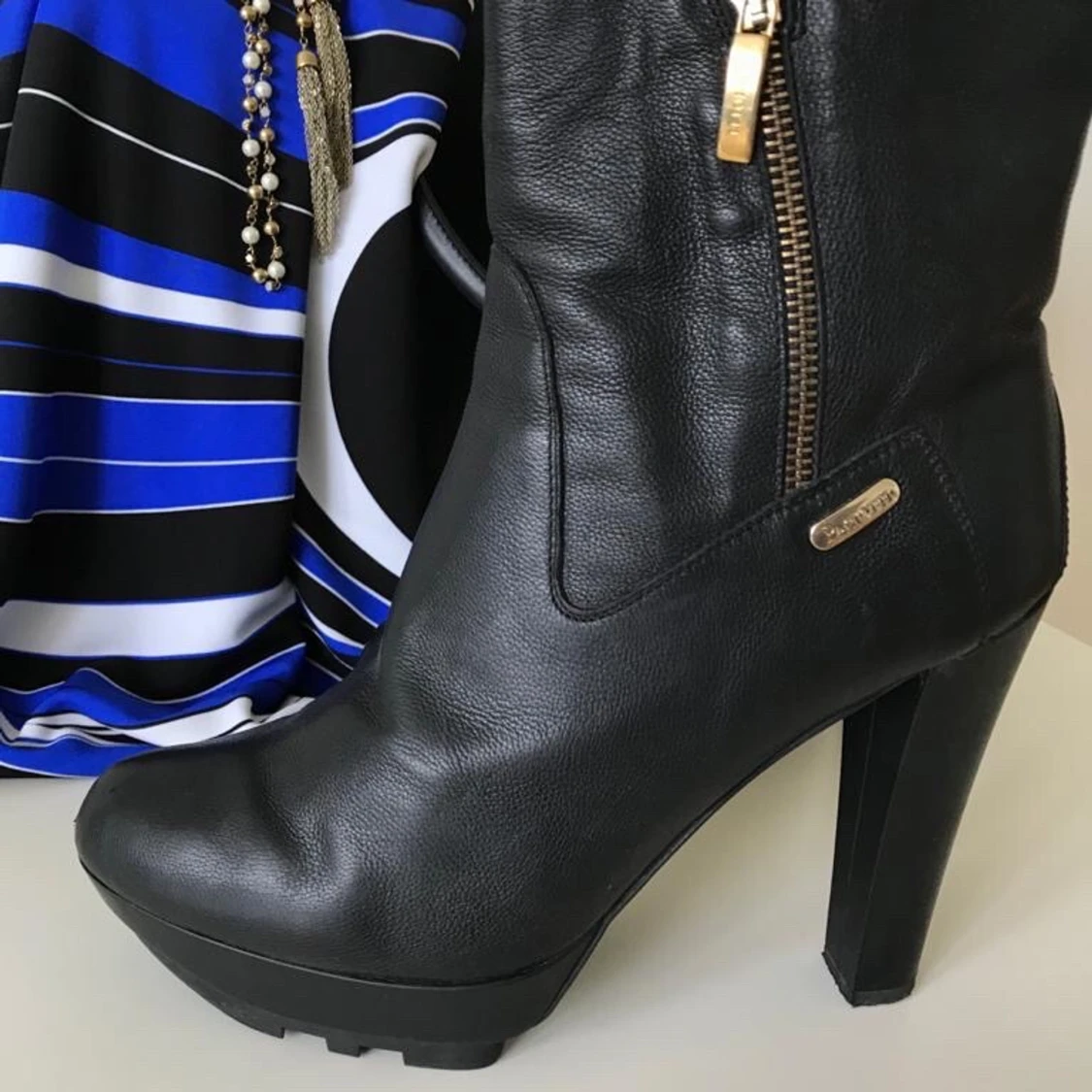 Ankelboots i svart skinn, Cesar Paciotti - 90