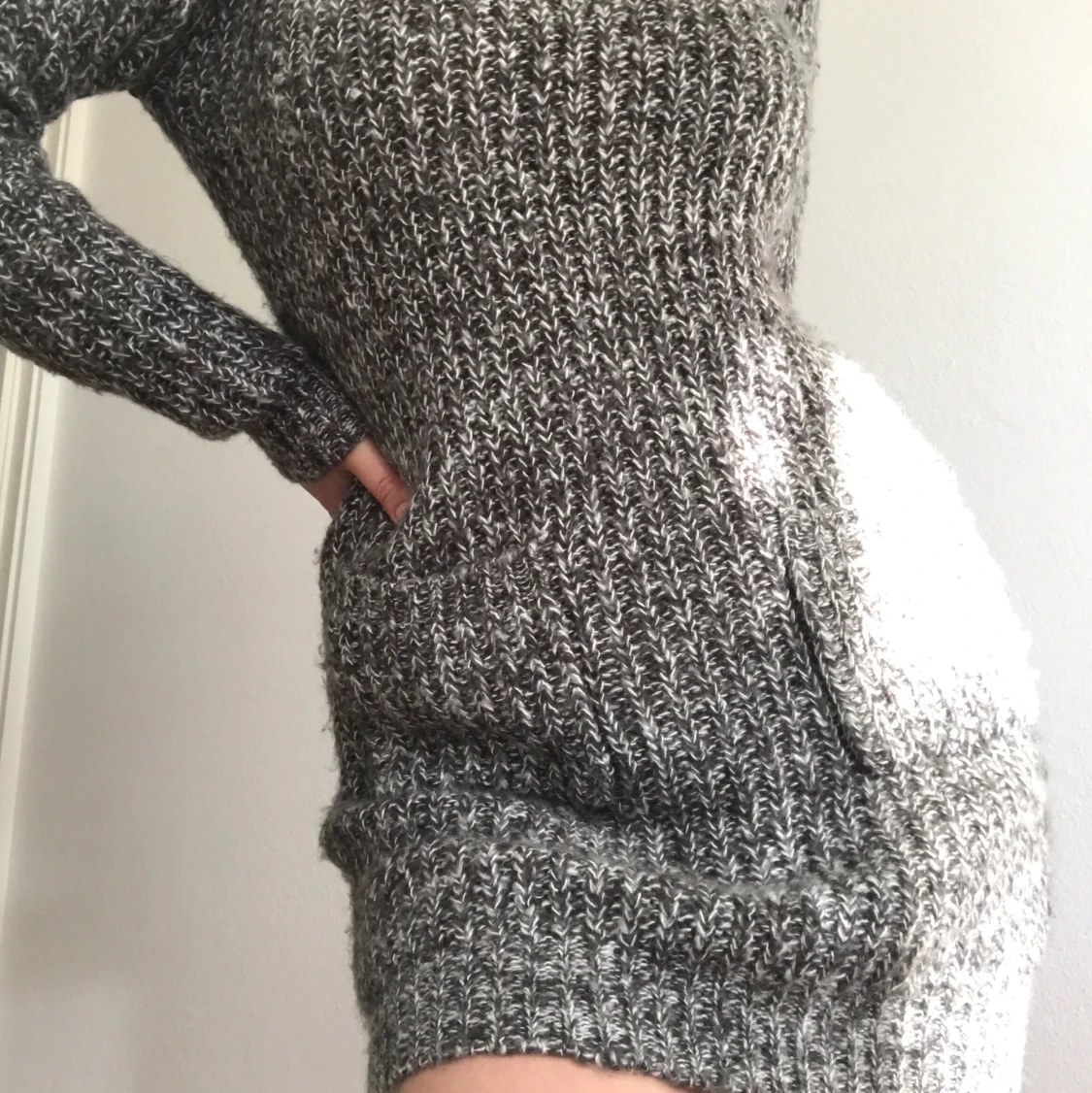 Stickad grå klänning - 90