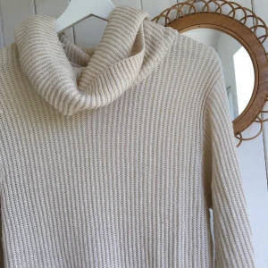 Stickad klänning - Stickad SUPERSKÖN klänning från hm