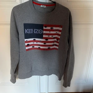 Kenzo tjocktröja - Säljer min älskade kenzo tröja!! Superbra skick, men kommer tyvärr inte till användning längre. Den är såklart äkta! (Köparen står för frakt)