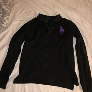 Ralph Lauren tröja - Knappt använd, mörkgrå