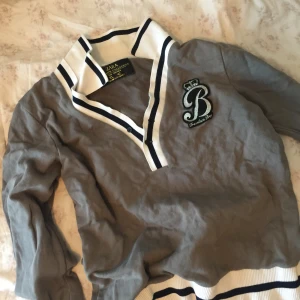 M - Säljer för 50kr frakt: 30kr