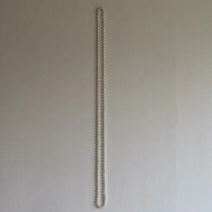  - Ganska tungt och väldigt långt pärlhalsband 