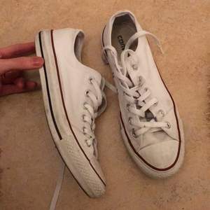 Converse i Strl 40 men har krympt till en 39-39,5