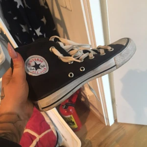  - Converse storlek 36
