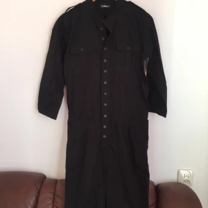  - Svart tunn overall ( byxor ) Dam modell Storlek XS -S