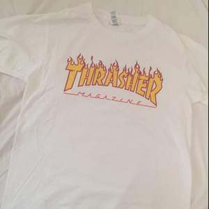 Oanvänd T-shirt från thrasher (ej äkta)  Köparen står för frakten