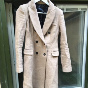  - Kappa från zara i storlek xs 