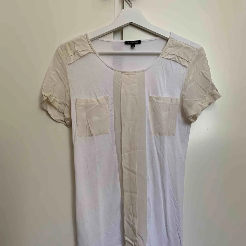 T-shirt made of cotton and silk. . Blusar.