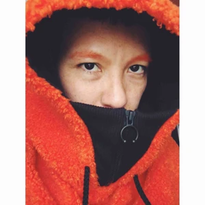  - Fenty Puma. Sherpa Hood. Knappt använd. Köpt för 1000kr.