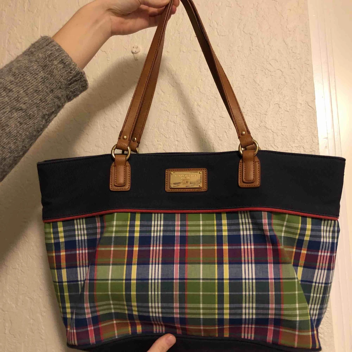 Tommy Hilfiger väska - 90