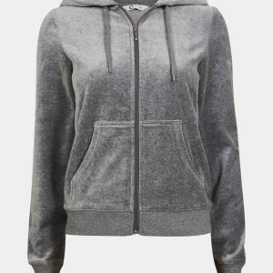 Mjukis sett - Jag säljer mitt gråa Cubus sätt då jag inte får användning av det längre och prislappen sitter även kvar på byxorna då jag aldrig har använd dem. Frakt ingår inte  i priset!!