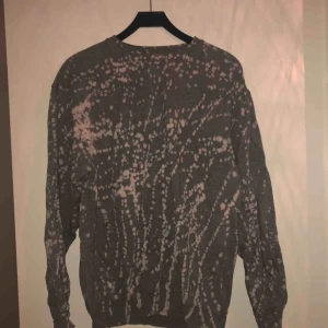  - Långärmad från H&M, storlek M, 60 kr + frakt 🌸