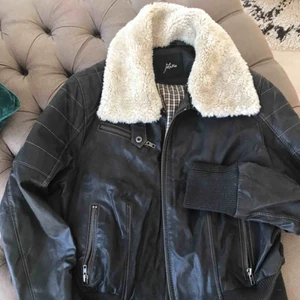  - Jofama by kinza  leather jacket. Removable fur collar. 