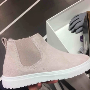  - Ny varmfodrad från stadium oanvänd stl 36