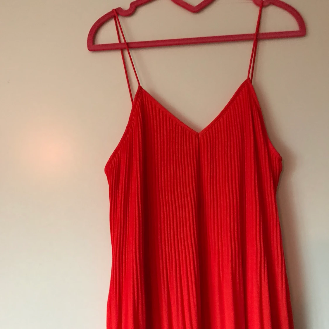 Röd långklänning maxiklänning  - 90