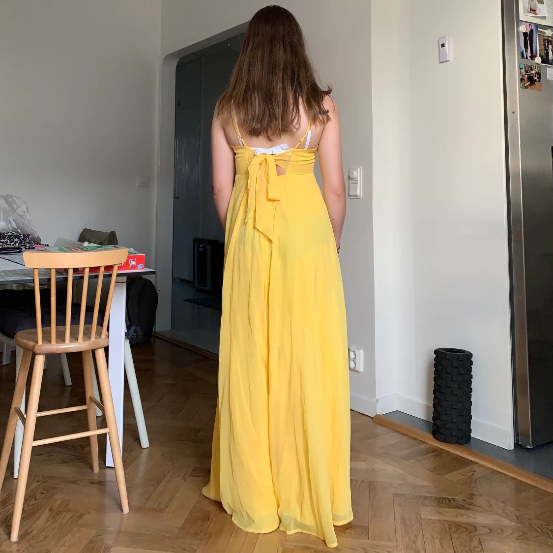 Gul klänning - strl XS-M - 90