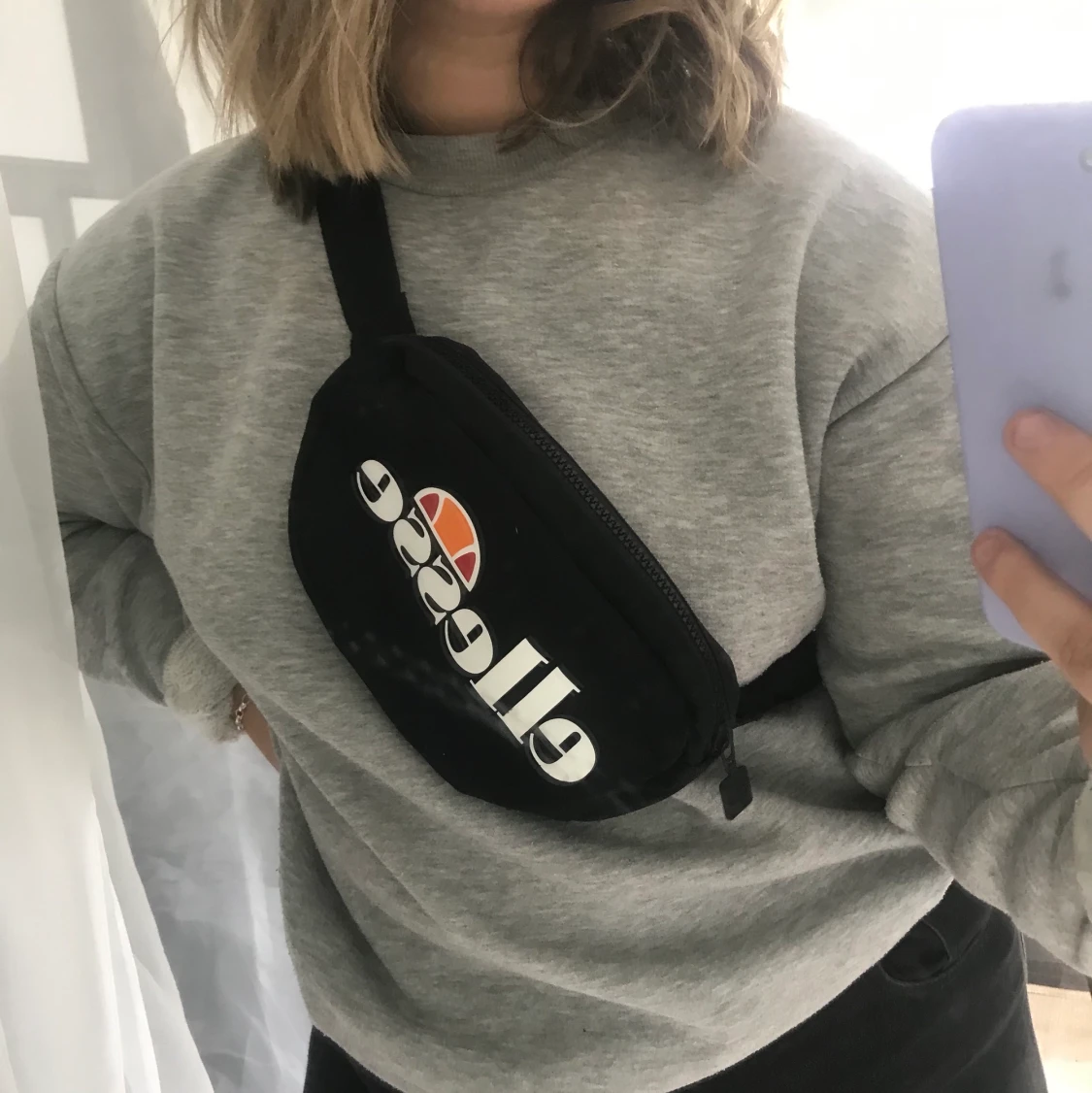 Midjeväska ellesse - 90