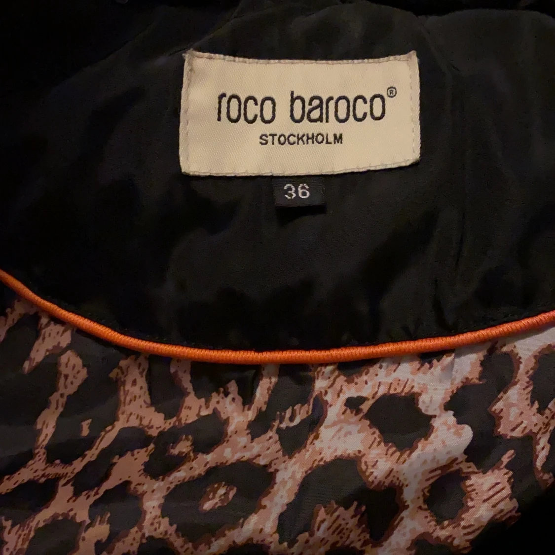 Säljer min vinter jacka stl 36 för 2000 - 90