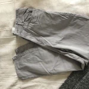 Grå mom jeans - Grå mom jeans från HM 