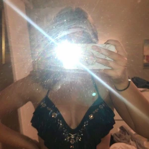 Svart bikini  - Helt ny bikini i bra skick. Den passar i te riktigt mig därför säljer jag. 