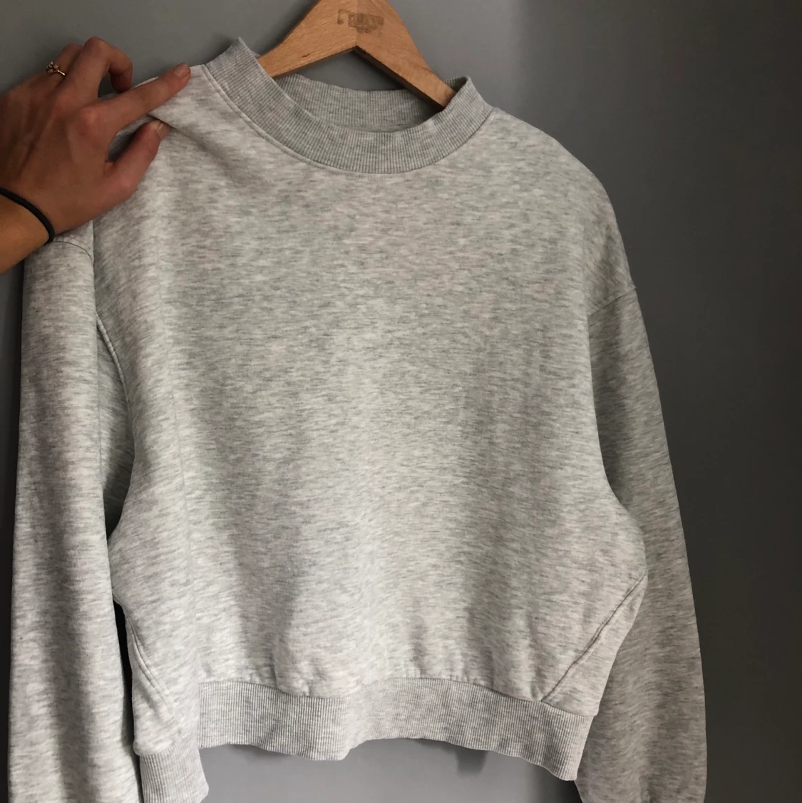 Sweatshirt från weekday - 90
