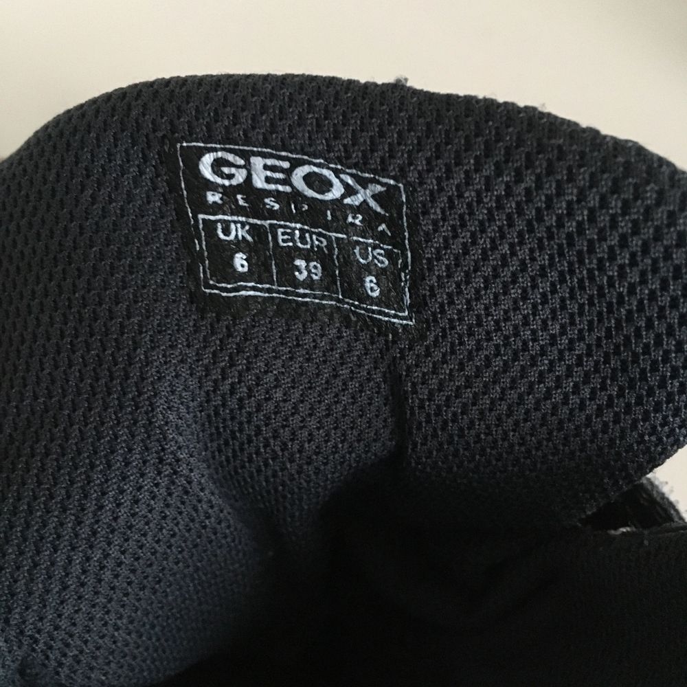 Geox vinter skor i stl 39 | Plick Second Hand